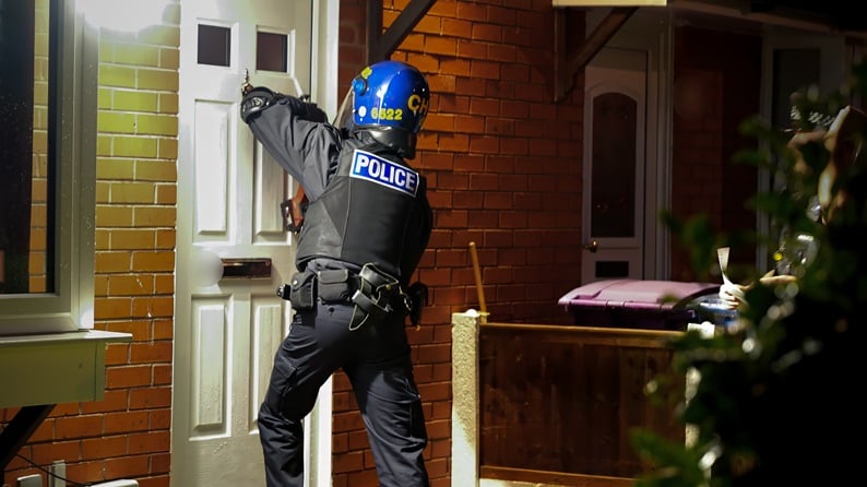 Five arrested and drugs seized in early morning warrants in Toxteth ...